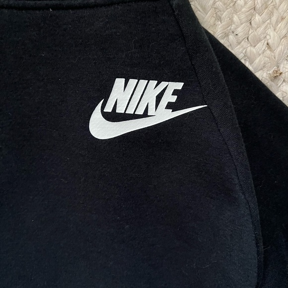 Nike hoodie - Picture 4 of 5
